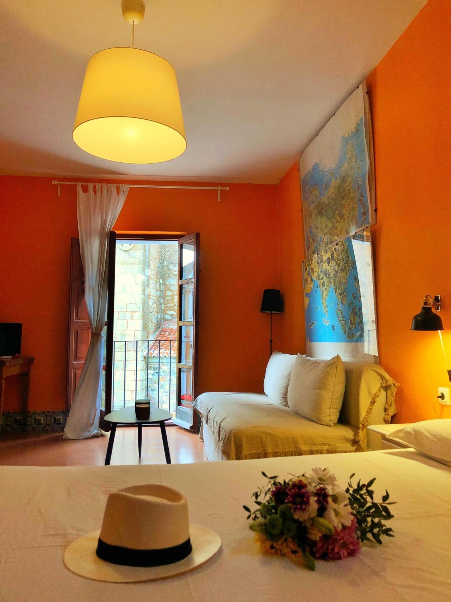 De La Parte Antigua De Apartamento Caces